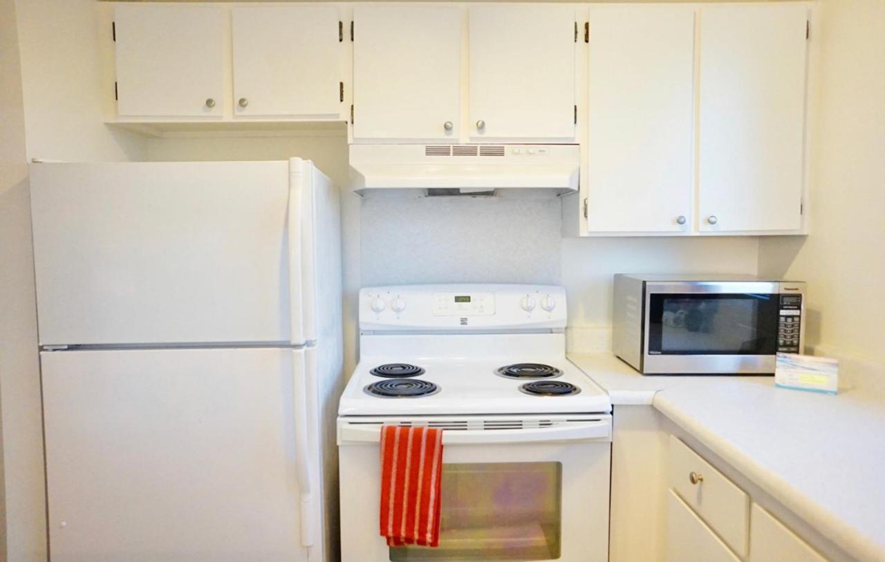 Appartamento 1508- Heart Of Waikiki With Kitchen-Free Parking-King Bed-Corner Unit Honolulu Esterno foto